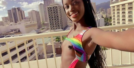 tastytracey18 ポルノスター 可愛い 写真