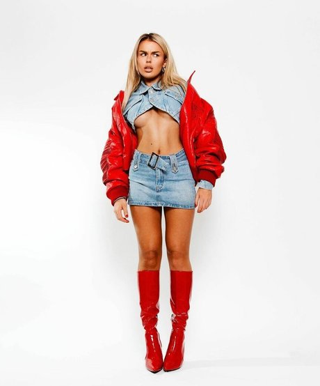 Tallia Storm xxxモデル 画像