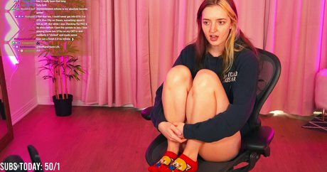 曲線美のxxx オンリーファンズ トップ 写真