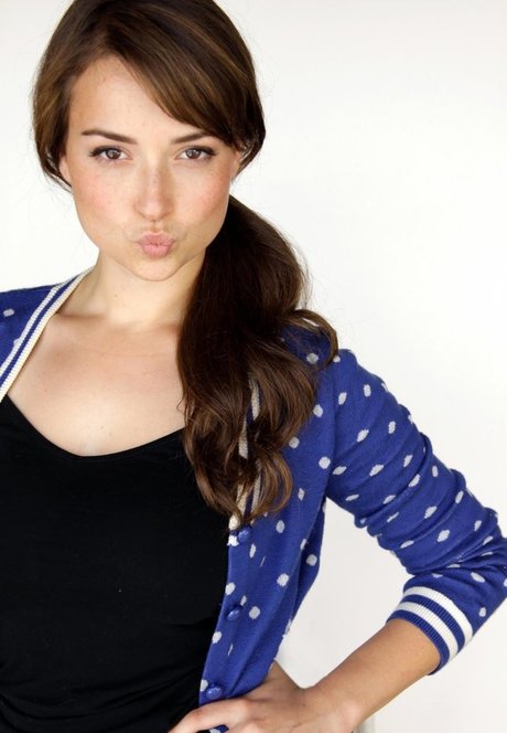 Milana Vayntrub かわいいスター 写真