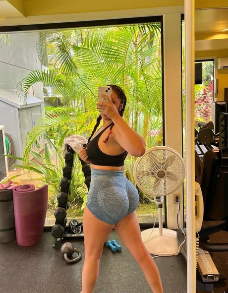 フィリピン人オンリーファンズ アートヌード アーカイブ