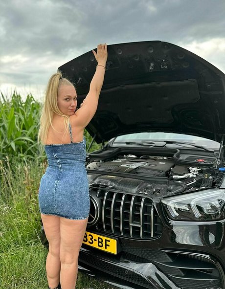 siswetlive 美しいモデル 写真