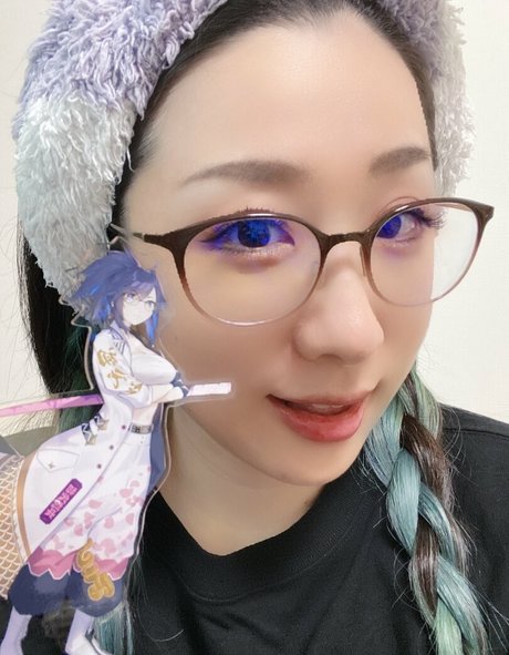 POV 熟女 オンリーファンズ 無料裸 写真