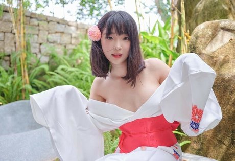 アジア人ニューハーフオンリーファンズ 無料アダルト 画像