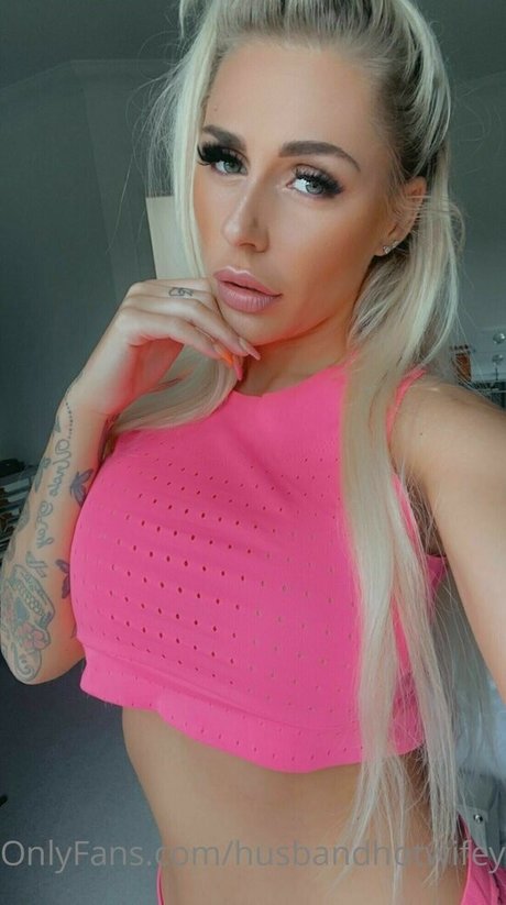 Hotwifey HDスター ギャラリー