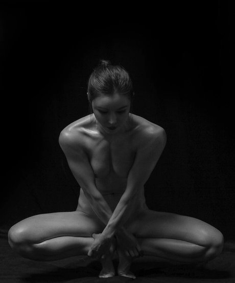 asmr ジンジャー オンリーファンズ アートヌード アーカイブ