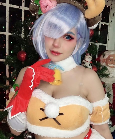 後背位オンリーファンズ 美しい裸 写真