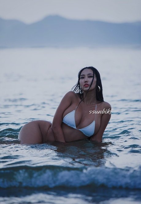 Ssunbiki ポルノモデル 写真