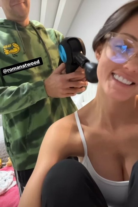 乳首 オンリーファンズ 素敵 写真