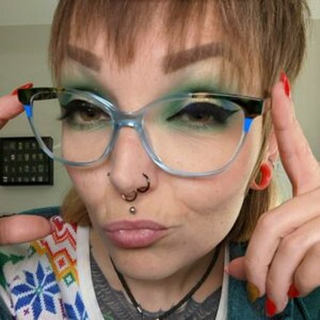 フィットオンリーファン ヌード 画像