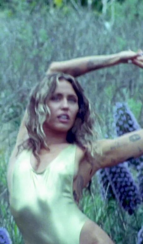 マンコヌードオンリーファンズ 無料セクシー ギャラリー