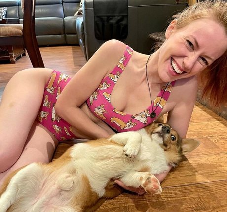 ゲイのグローリーホールオンリーファンズ えろ ギャラリー