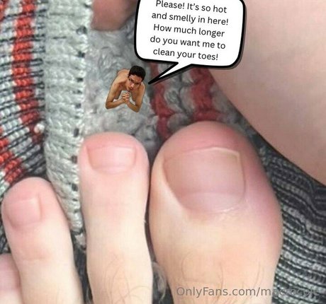 macrocole ポルノスター 裸 写真