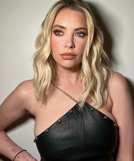 痴女妻オンリーファンズ 無料 アーカイブ