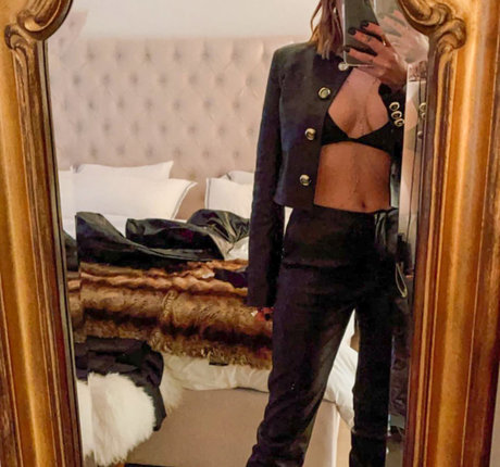 Ashley Benson 完璧なモデル 写真