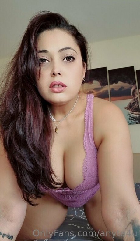 異人種間XXX オンリーファンズ アート裸 画像