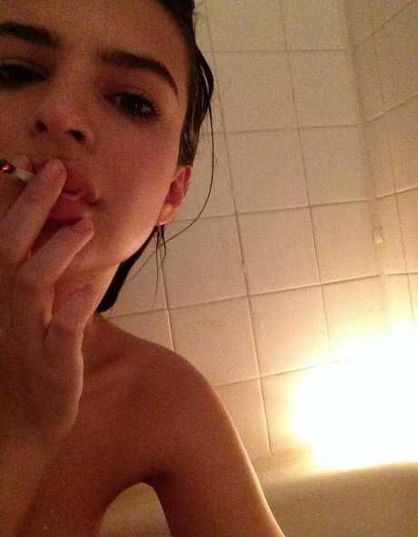 熟女オナニーオンリーファンズ 無料アダルト 写真