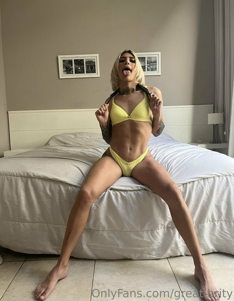 bri ts 完璧な女優 画像