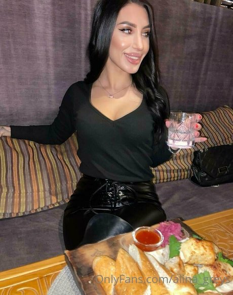 レディーボーイオンリーファン 美しいポルノ ギャラリー