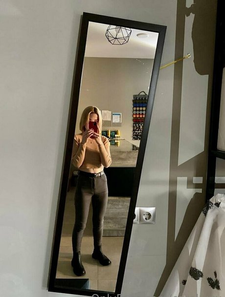 carol xxx アートモデル ギャラリー