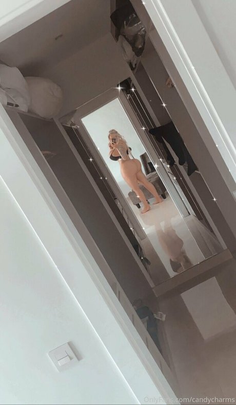 ジャークオンリーファンズ ポルノ 写真