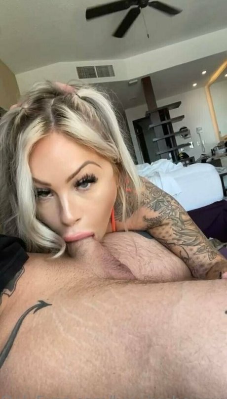 アジアの無料オンリーファンズ えろ 画像