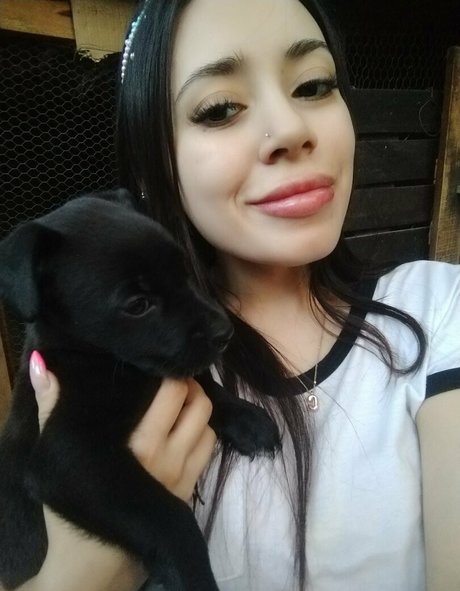 carolinee2000 xxx女優 ギャラリー