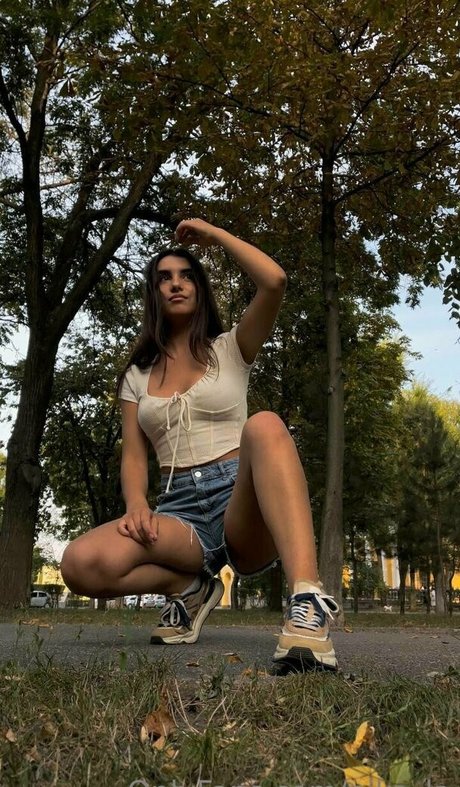 nika la スター 裸 ギャラリー