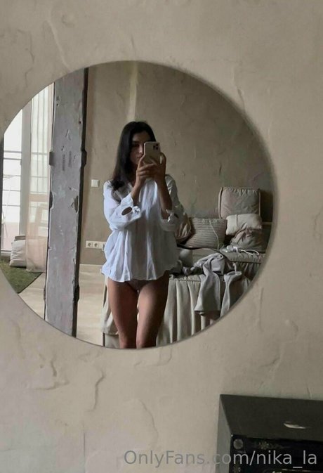 nika la ヌードモデル 画像