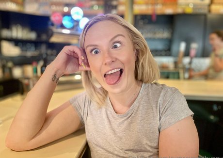 bunnycovered ホット女優 写真