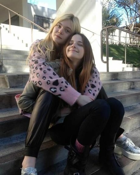 巨大なペニスオンリーファンズ 無料 画像