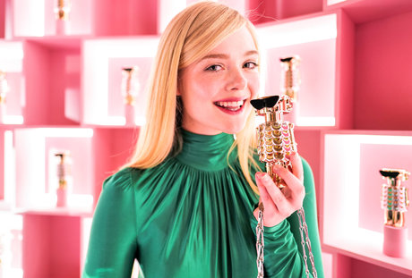Elle Fanning トップスター 写真