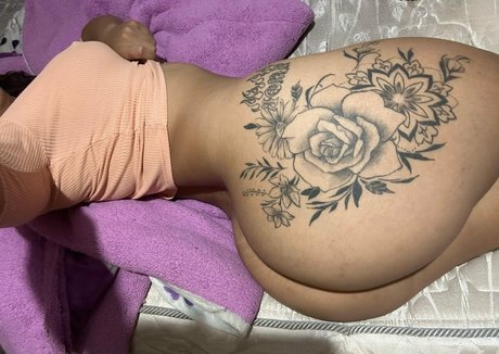 Tガールオンリーファン 裸 ギャラリー