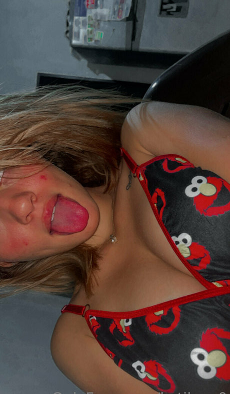 katilove0 ヌードのポルノスター 写真