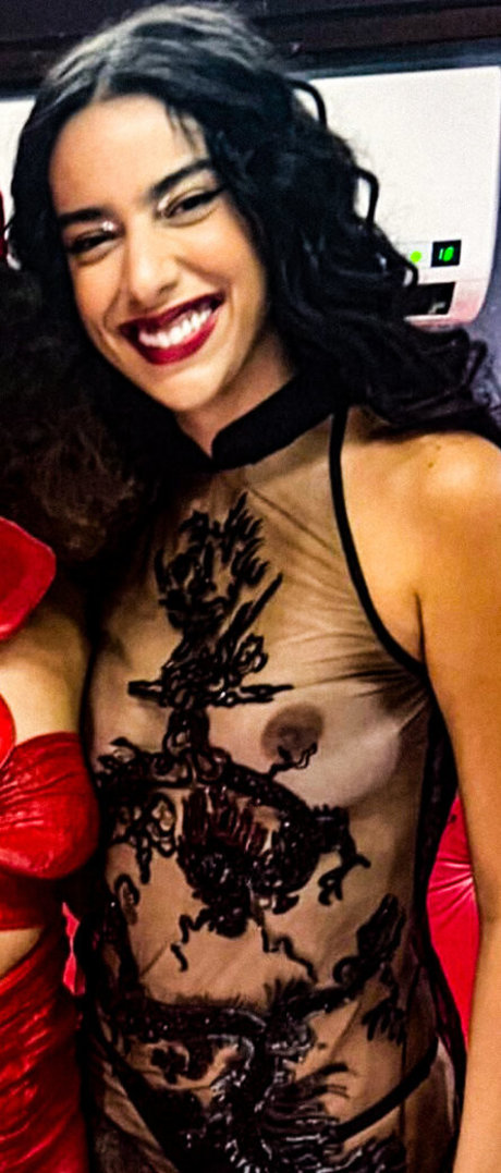 Marina Sena 無料女優 画像