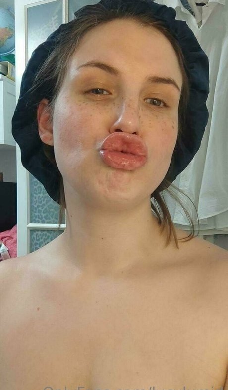 lucylumid ポルノスター 高品質 写真