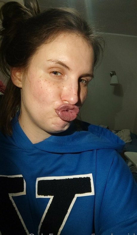 ニューハーフが男とセックスするオンリーファンズ ホットxxx 画像