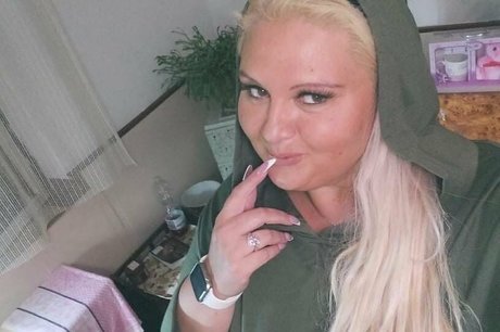 barbiessbbw ヌード女優 画像