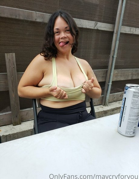 maycryforyou 完璧な女優 写真