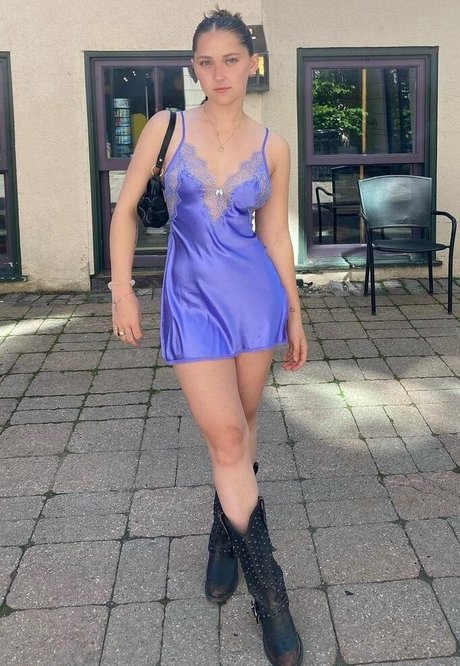 Lilly Breton セクシーなスター 写真