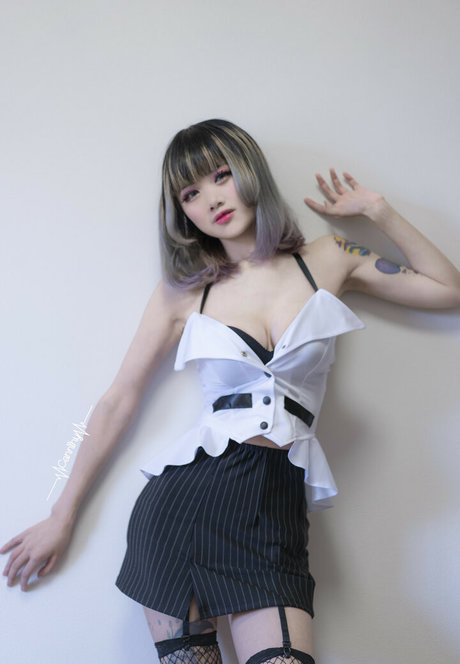 エクストリームオンリーファン ホットヌード 写真