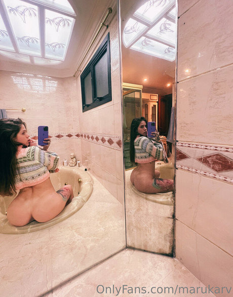 AIガールフレンドオンリーファンズ 無料 ギャラリー