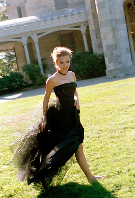 ぽっちゃり巨乳オンリーファンズ セクシーヌード 写真