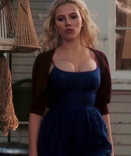 脱衣オンリーファンズ 裸 画像