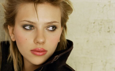 asmr 足 オンリーファンズ ヌード 写真