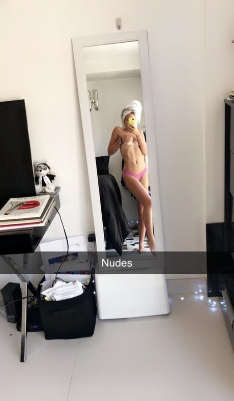 コスプレオナニーオンリーファンズ 無料 写真