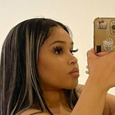 Spicy Morena ポルノモデル ギャラリー