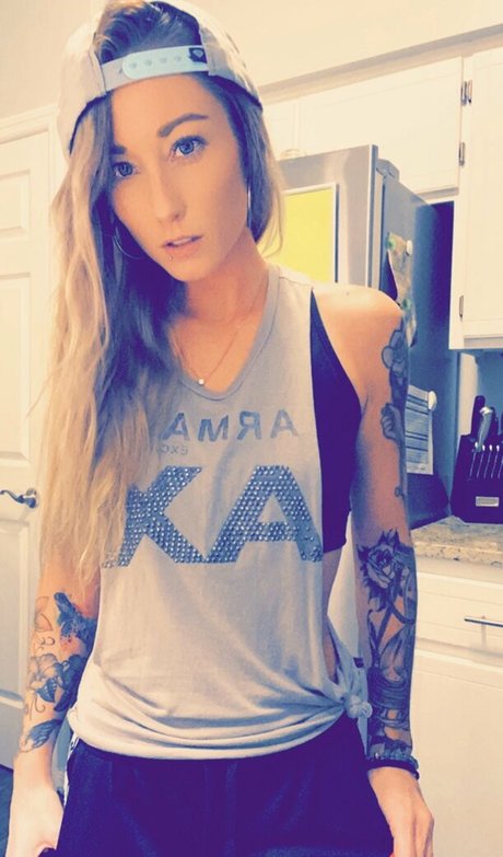 ワークアウト オンリーファンズ 無料アダルト 画像