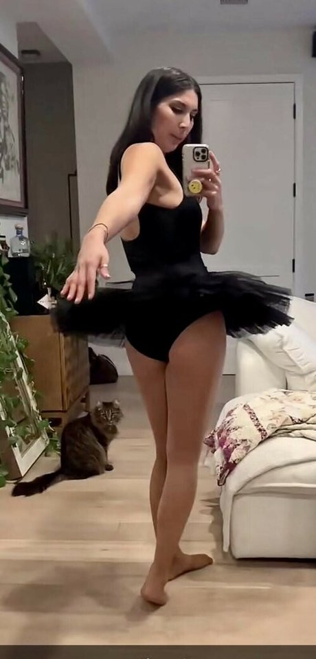 ベビーシッターオンリーファンズ えろ 写真