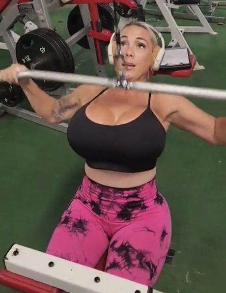 asmr 足 オンリーファンズ ホット 写真